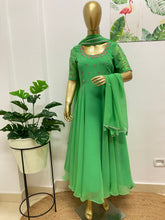 Green embroidered anarkali - kasumi.in